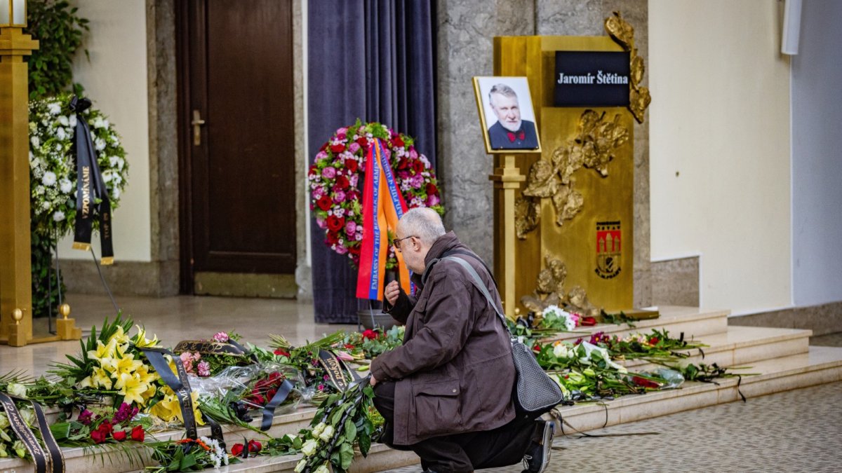 Pohřeb Jaromíra Štětiny