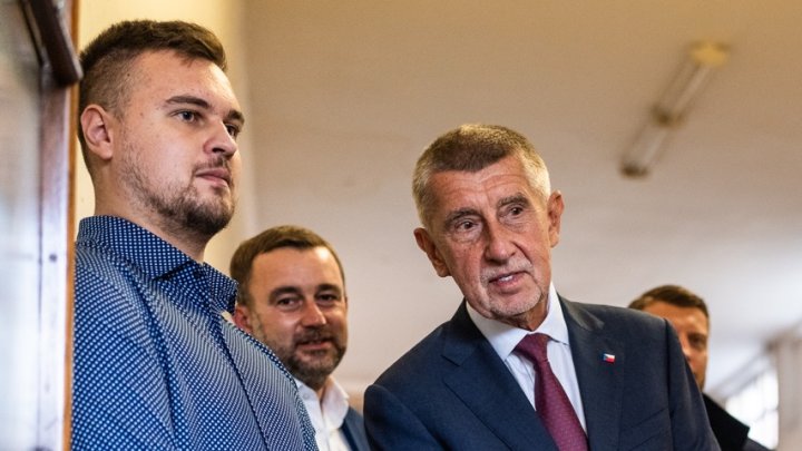 Andrej Babiš odevzdal hlas ve sněmovních volbách. (3.10.2025)