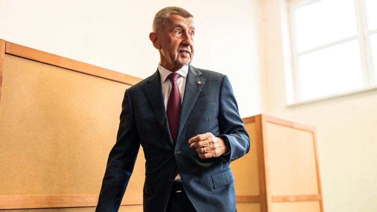Andrej Babiš odevzdal hlas ve sněmovních volbách. (3.10.2025)