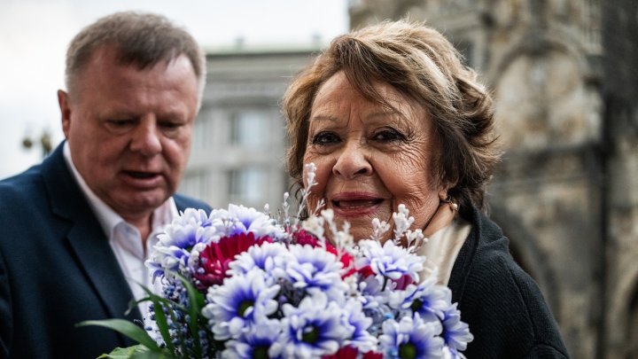 Křest nové kuchařky Jiřiny Bohdalové