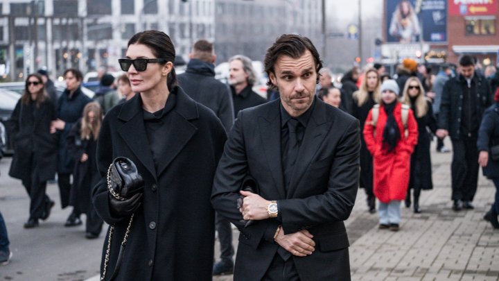 Blízcí a přátelé se rozloučili s moderátorem Patrikem Hezuckým. (12.12.2025)