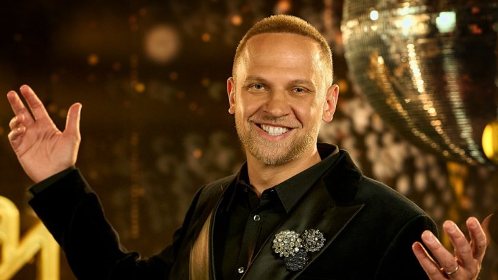 Tomáš Polák odloží mikrofon a představí se ve StarDance. 